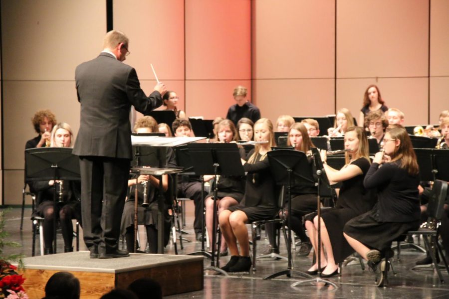 Conductor Braash leads his woodwinds in a nice symphony. Photo by Andrew Pfeifer.