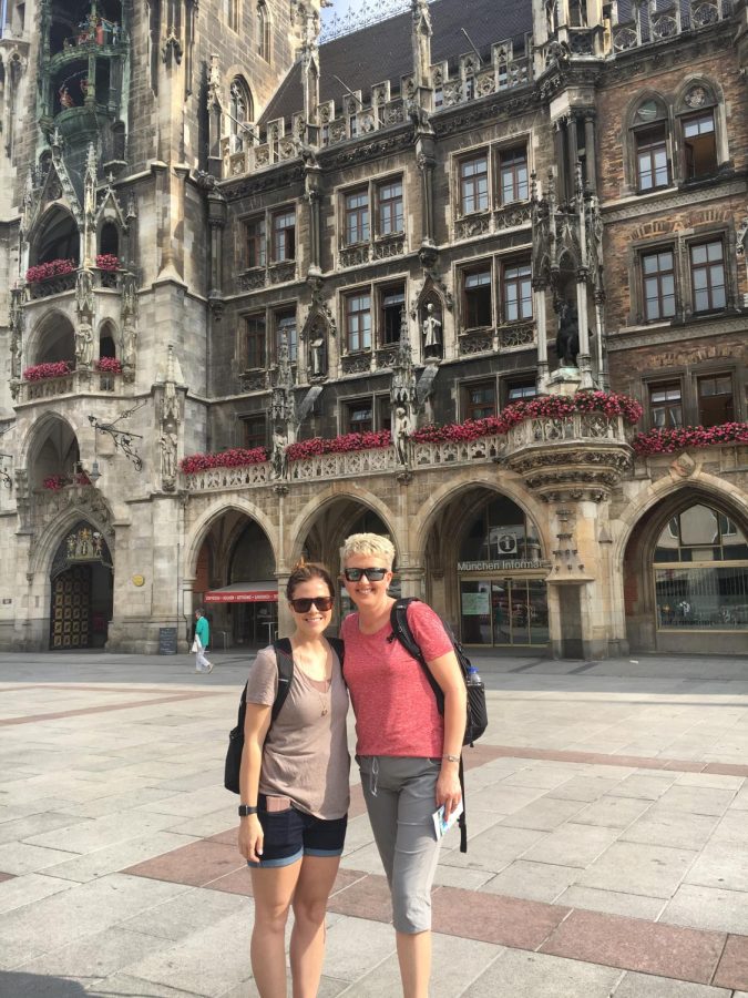 German+teachers+Andrea+Turner+and+Wendy+Langer+in+front+of+the+Rathaus+in+Munich%2C+Germany.